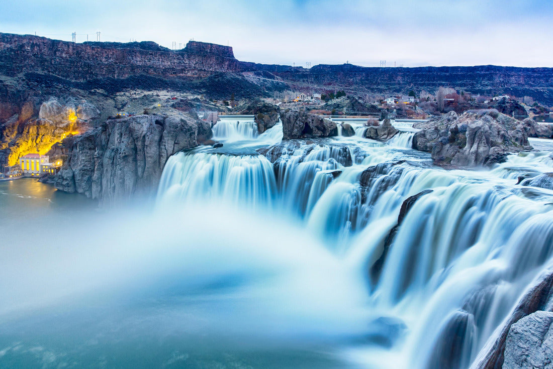 Noah Jigsaw Puzzle Beautiful Shoshone Fall in blue hour. Snake River, Twin Falls, Idaho 2000 pieces
