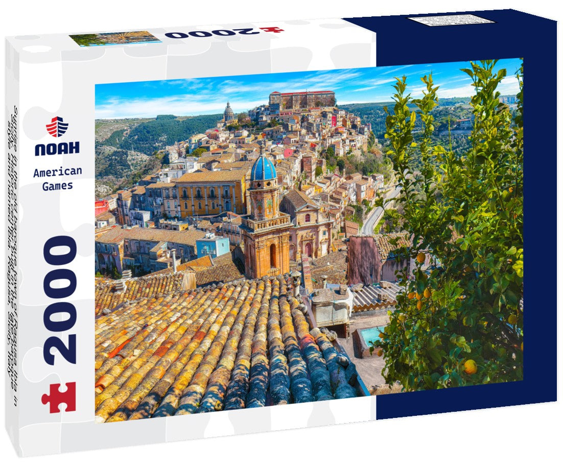Sunrise in the old baroque town of Ragusa Ibla in Sicily. Historic center built in the late baroque style and named Ibla. Ragusa, Sicily, Italy 2000pc Puzzle