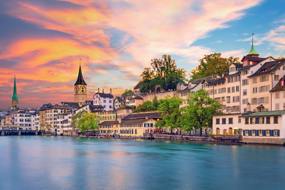 the historic city center of Zurich with the famous Fraumunster and Grossmunster churches and the Limmat river on Lake Zurich, Canton of Zurich, Switzerland 2000pc Puzzle