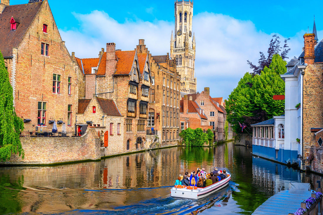 Classic view of the historic city center with canal in Bruges (Brugge), West Flanders Province, Belgium. Urban landscape of Bruges 2000pc Puzzle