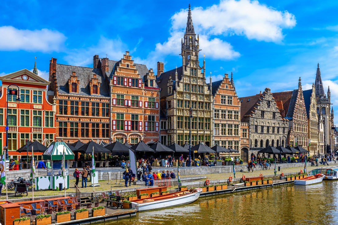 Graslei quay and the Leie river in the historic city center of Ghent (Gent), Belgium. Architecture and landmarks of Ghent. Cityscape of Ghent 2000pc Puzzle