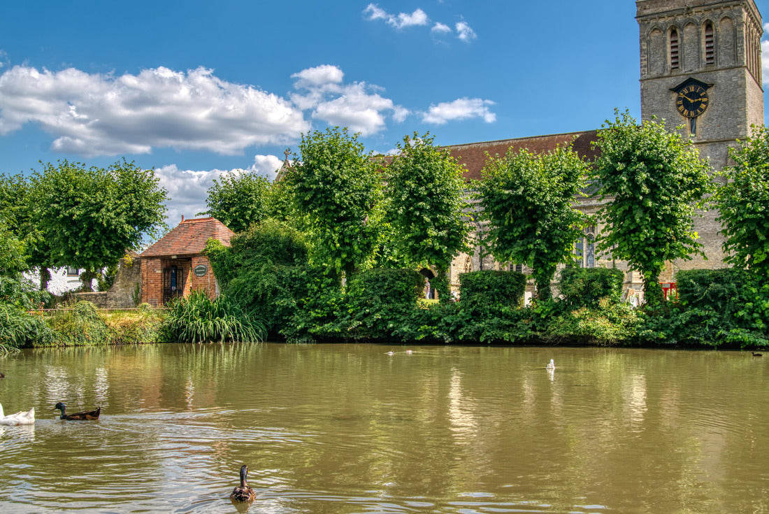Duck pond and church in the village of Haddenham on a summer's day 2000pc Puzzle