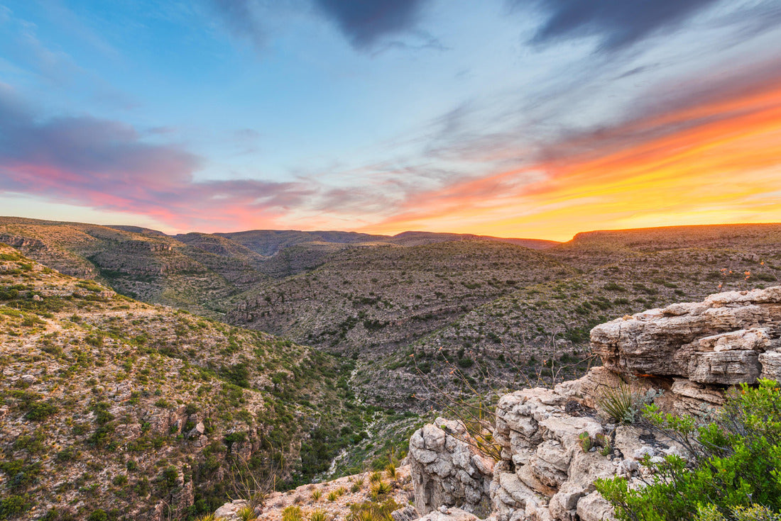 Carlsbad Cavern National Park, New Mexico, USA overlooking Rattlesnake Canyon just after sunset 2000pc Puzzle