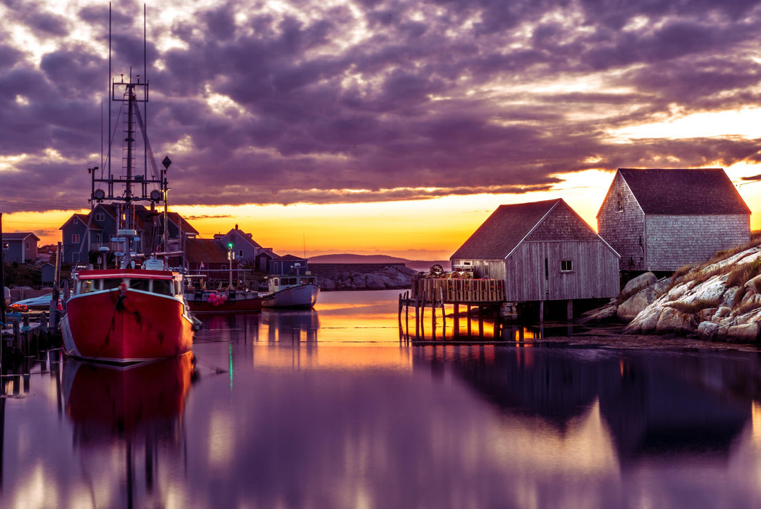 Peggy's Cove. a quiet fishing village on the Atlantic coast of Nova Scotia, Canada 2000pc Puzzle