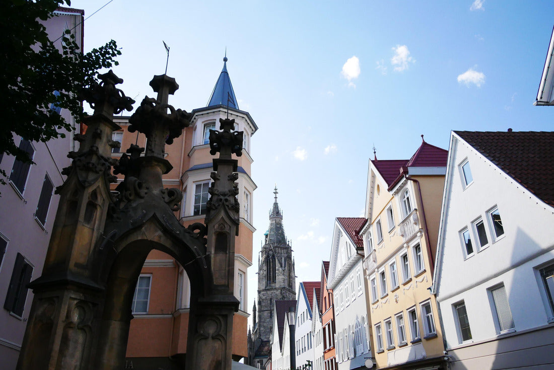 Reutlingen, Germany: View into the upper Wilhelm street and the Mary church 2000pc Puzzle