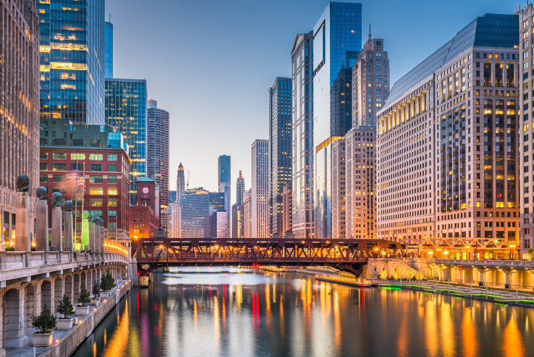 Noah Jigsaw Puzzle Chicago, Illinois, USA cityscape at river at dusk 2000 pieces