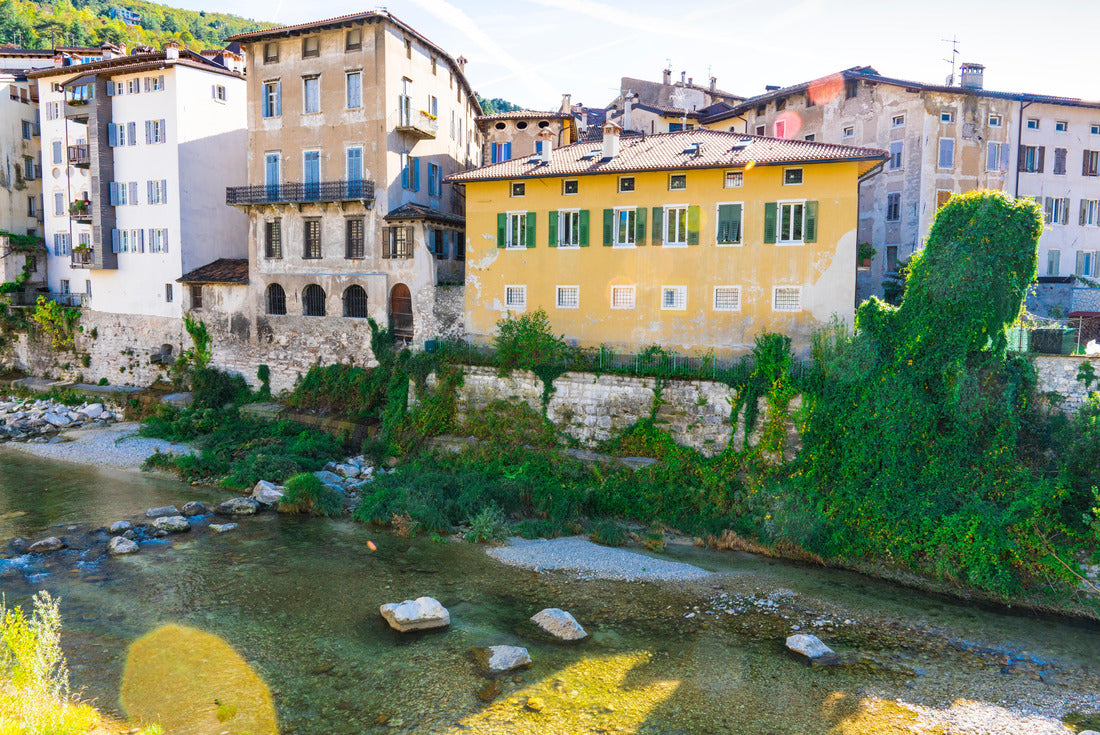 houses along river Adige in Rovereto, Italy 2000pc Puzzle