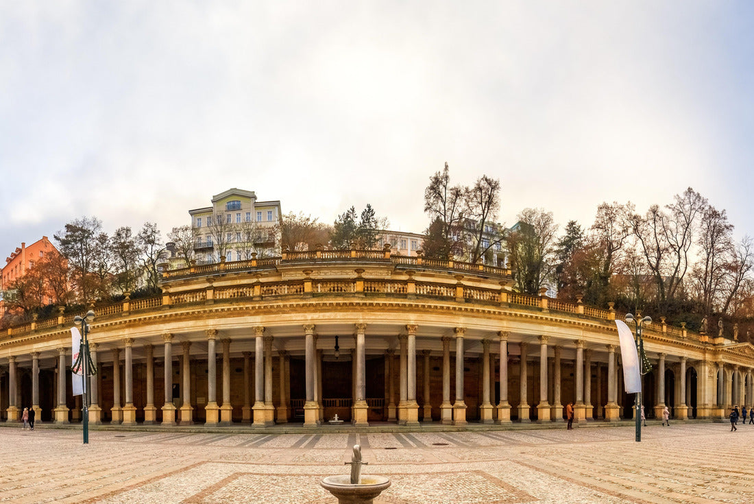 Historical city of Karlovy Vary, Czech Republic 2000pc Puzzle
