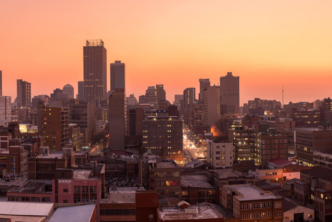 A beautiful and dramatic of the Johannesburg skyline, taken on a golden evening after sunset 2000pc Puzzle
