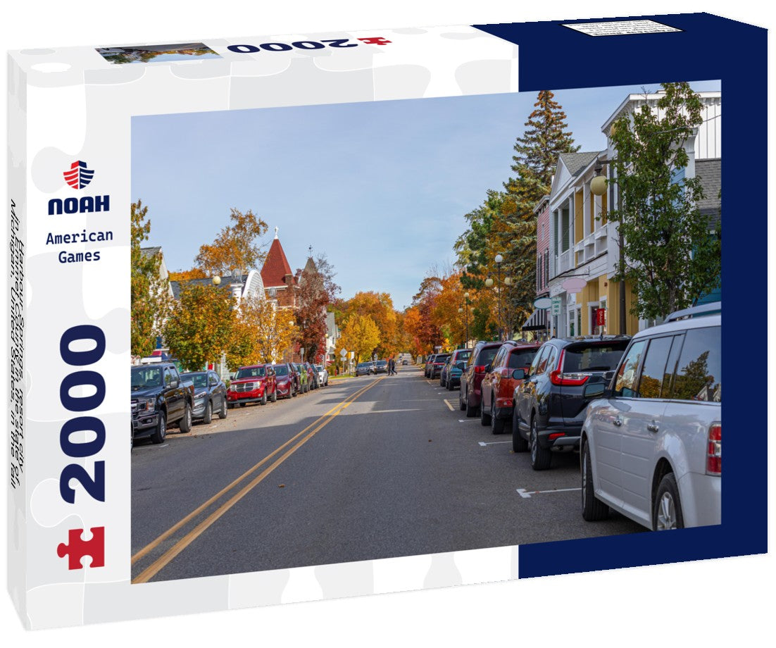 Harbour Springs, resort city, in Emmet County in the state of Michigan, United States, in the fall 2000pc Puzzle