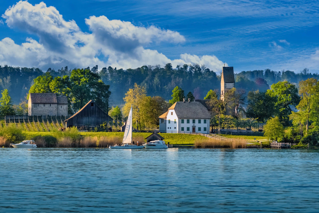 The idyllic island of Ufenau in Lake Zurich between Freienbach (Canton Schwyz) and Rapperswil (Canton St. Gallen), Switzerland 2000pc Puzzle