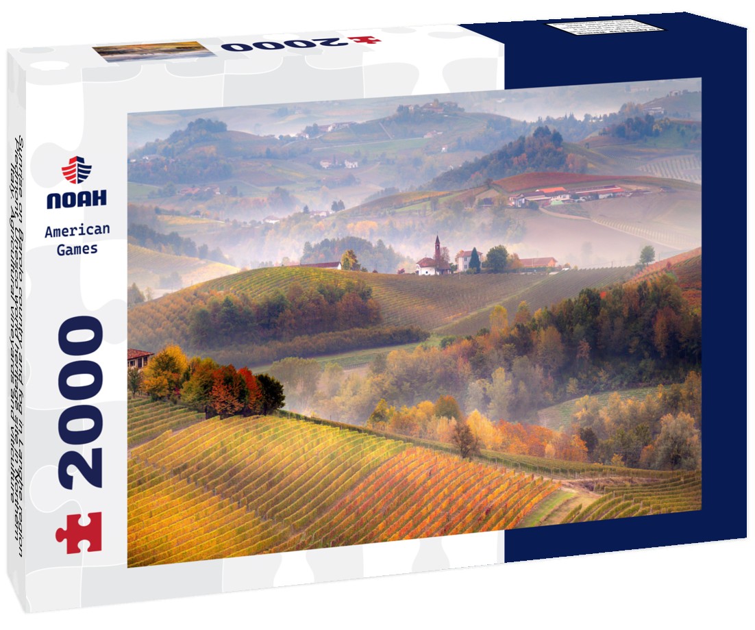Sunrise on Barolo country and fog in Langhe region, Piedmont. Unesco world heritage site in Northern Italy. Agricultural vineyards and viticulture 2000pc Puzzle