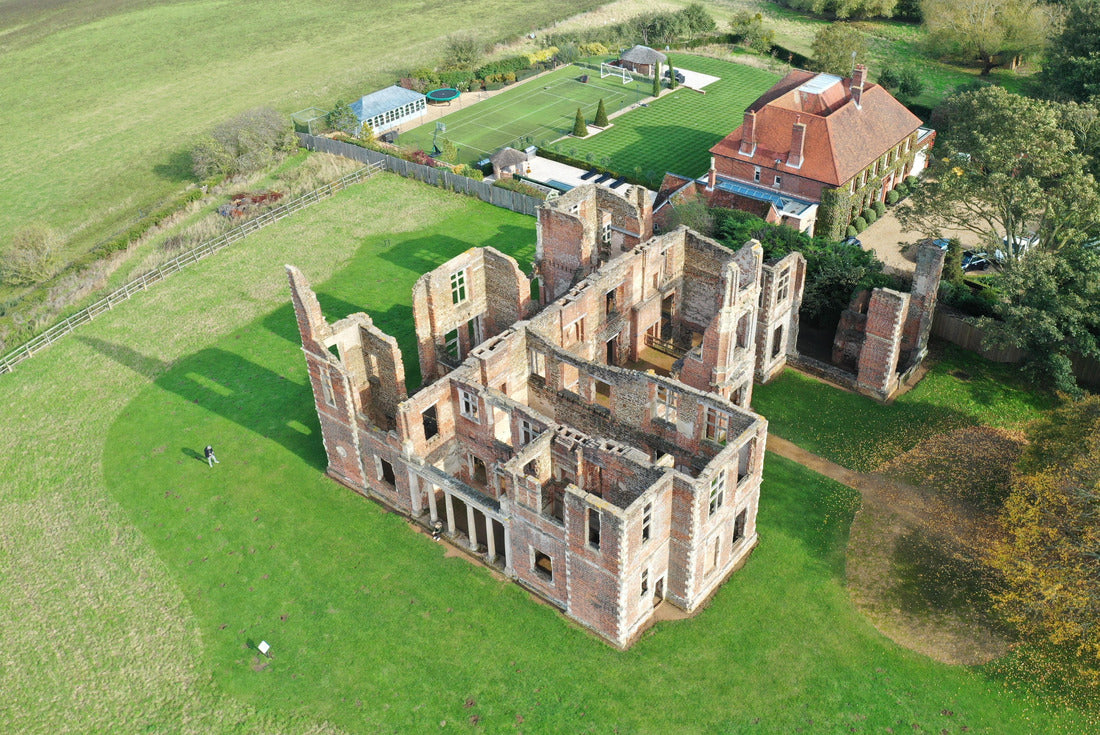 Ruins of Houghton House Ampthill 2000pc Puzzle