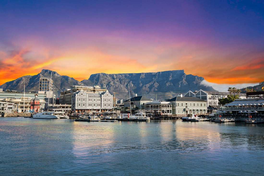 Table boats and shops on the seafront in Cape Town, South Africa 2000pc Puzzle