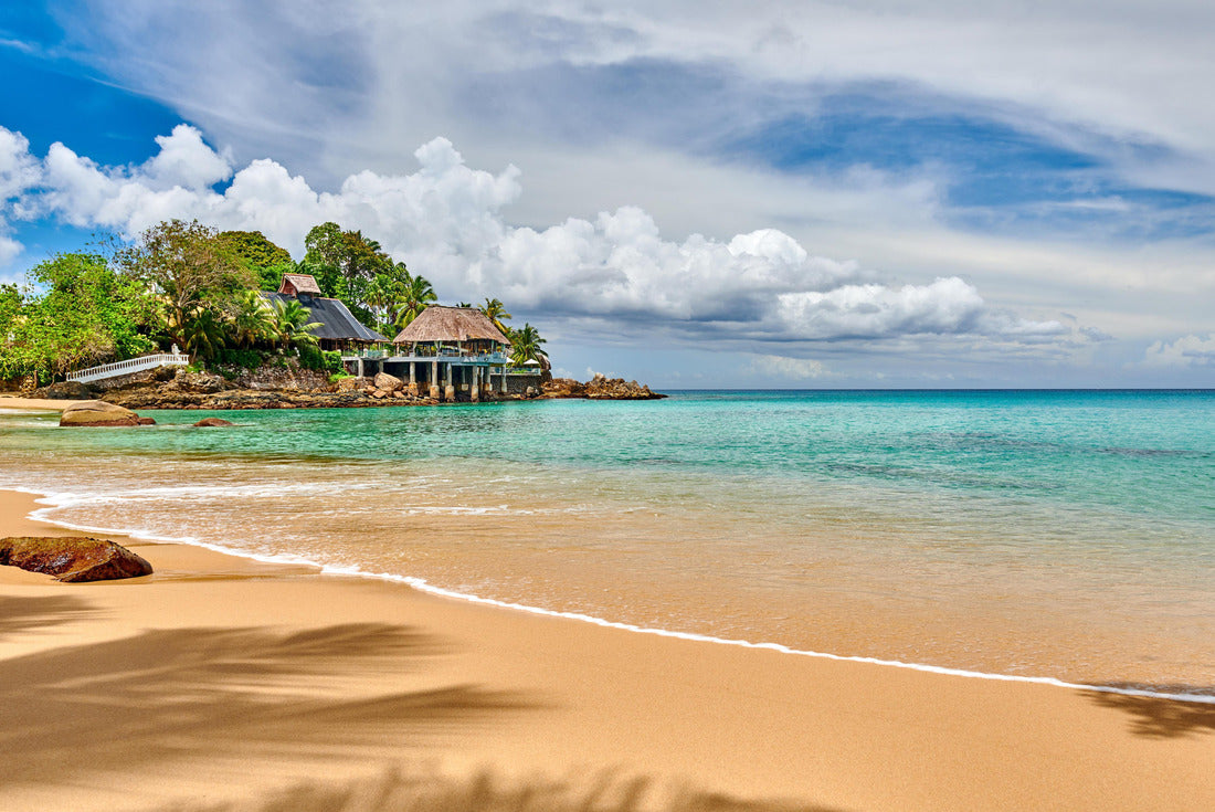Beautiful beach at Seychelles, Mahe 2000pc Puzzle