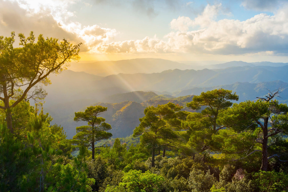 Pano Platres in Troodos mountains, Cyprus 2000pc Puzzle