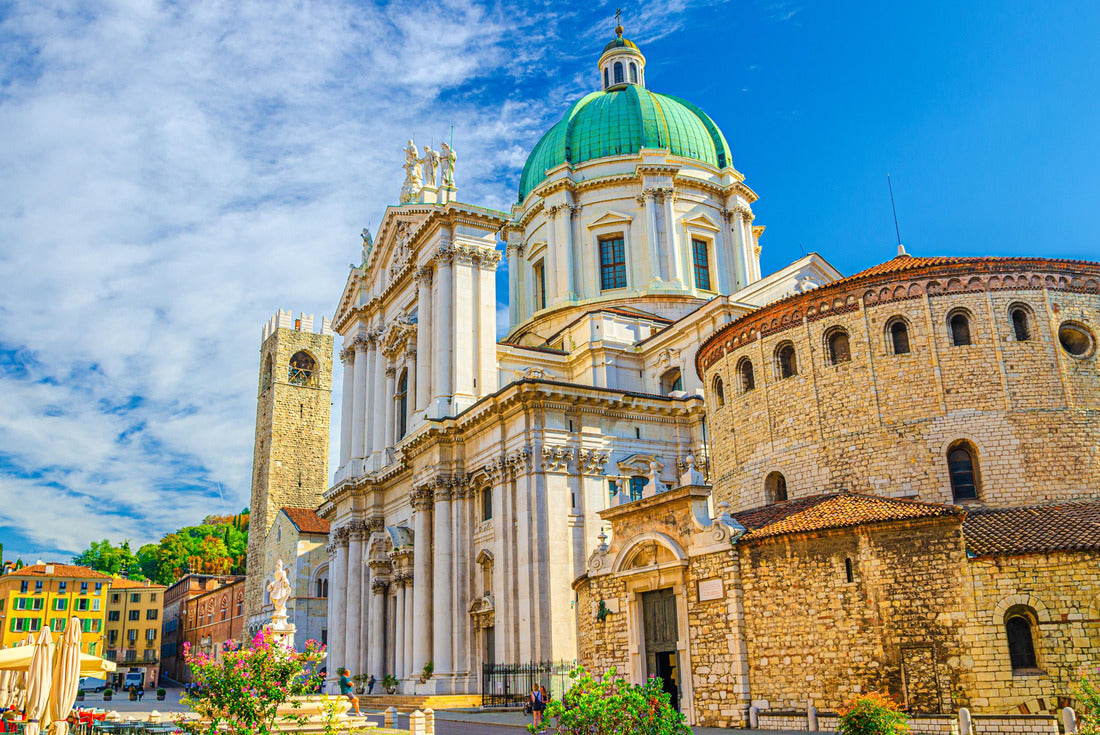 Cathedral of Santa Maria Assunta, Duomo Nuovo and Duomo Vecchio La Rotonda, new and old cathedral Roman Catholic Church, Piazza Paolo VI Square, Brescia city historic center, Lombardy, Northern Italy 2000pc Puzzle