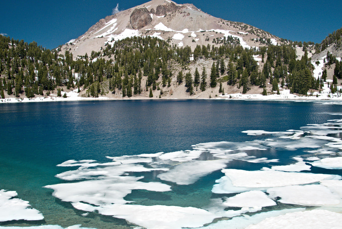 Lake Lassen Volcanic National Park 2000pc Puzzle