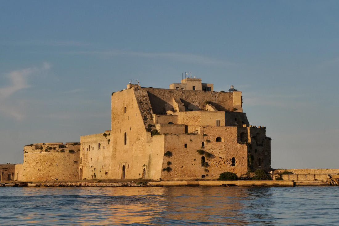 Alfonsino Castle of Brindisi. Sea castle 2000pc Puzzle