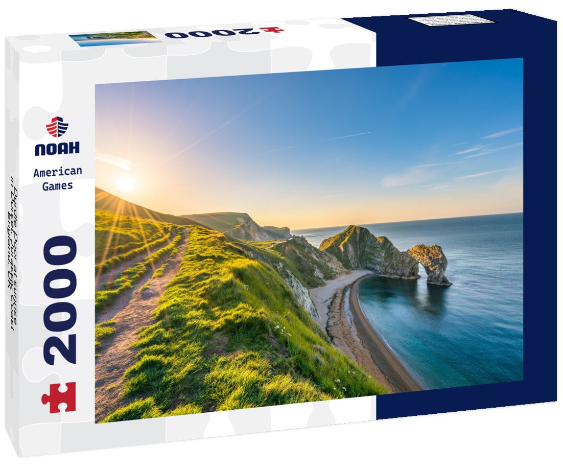 Durdle Door at sunrise in Dorset, Jurassic Coast, England, UK 2000pc Puzzle