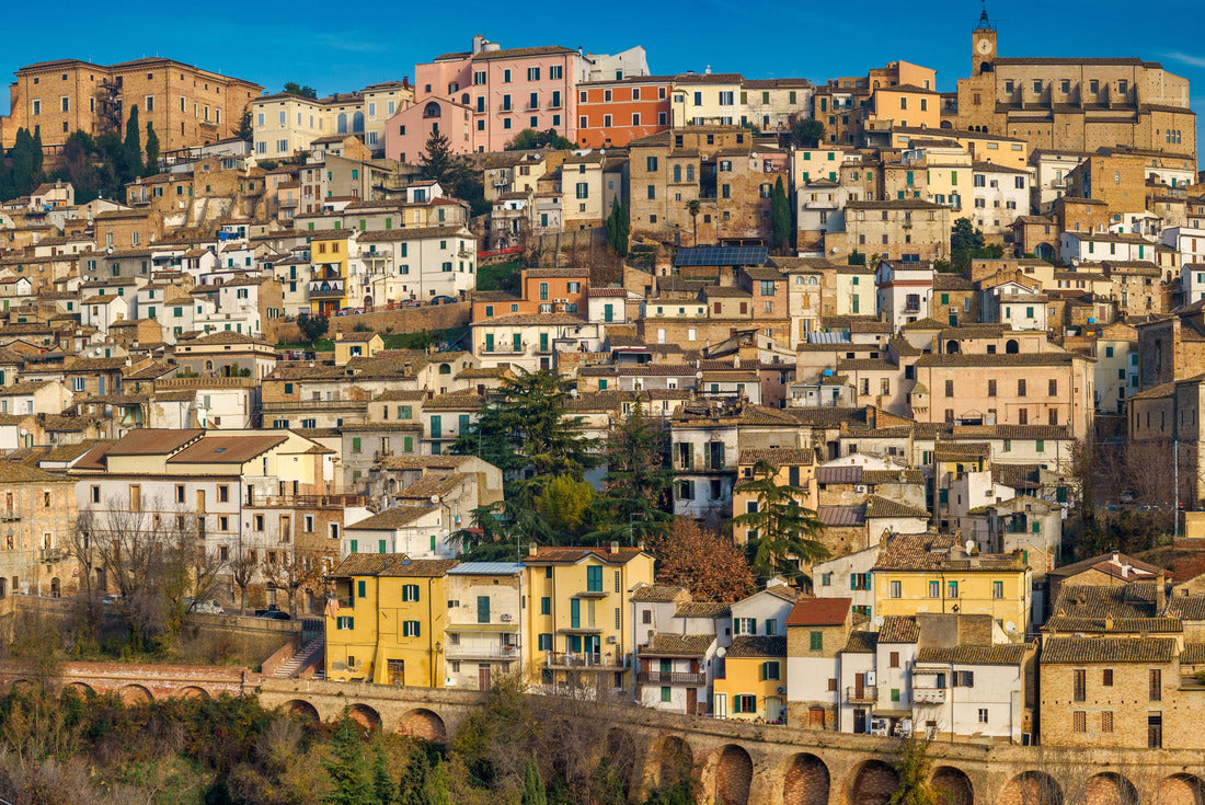 Abrutino Loreto in Abruzzo, Italy. It is a medieval hilltop town. Blue sky. view 2000pc Puzzle