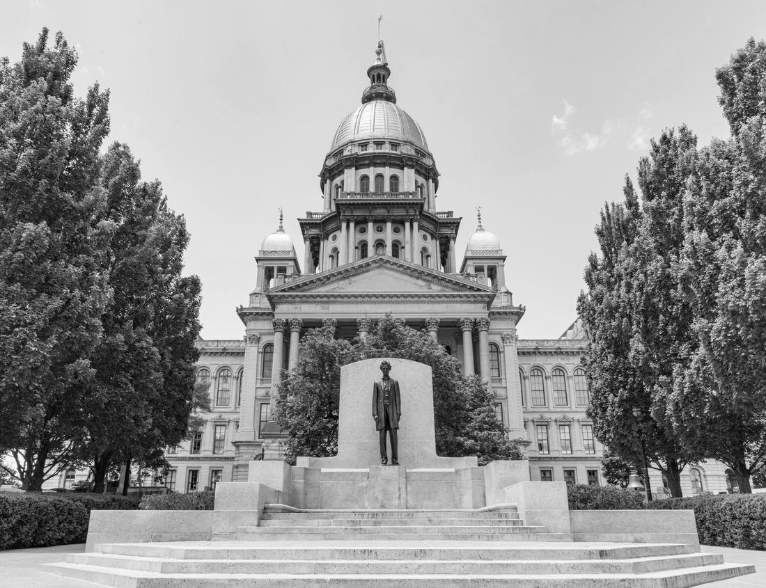 Noah Jigsaw Puzzle Town hall in Angermünde, Germany. Market square in black white 1000 pieces