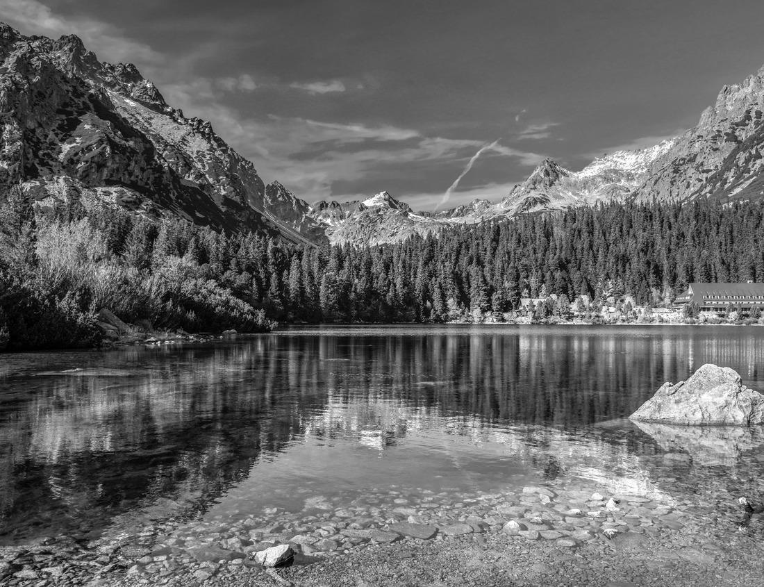 Noah Jigsaw Puzzle The windmill San Susi in winter, adorned with snow: A picturesque scene in which the snowy landscape frames the charming mill and creates a tranquil winter atmosphere. in black white 1000 pieces