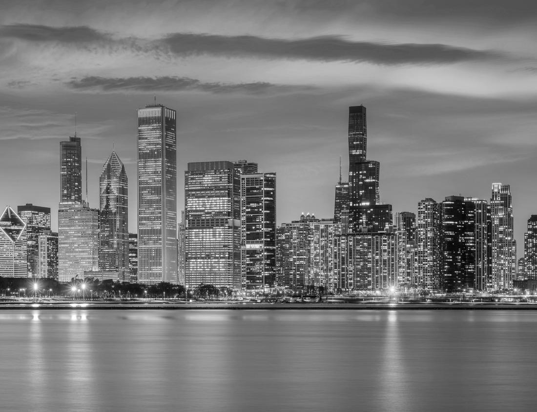 Noah Jigsaw Puzzle Tinghir, Morocco. Old berber architecture in Todra Oasis, Tagounsa village in Atlas Mountains in black white 1000 pieces