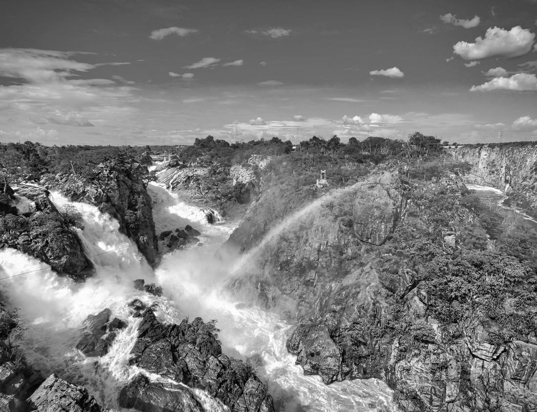 Noah Jigsaw Puzzle The waterfront of São Tomé, São Tomé and Príncipe (STP), Central Africa in black white 1000 pieces