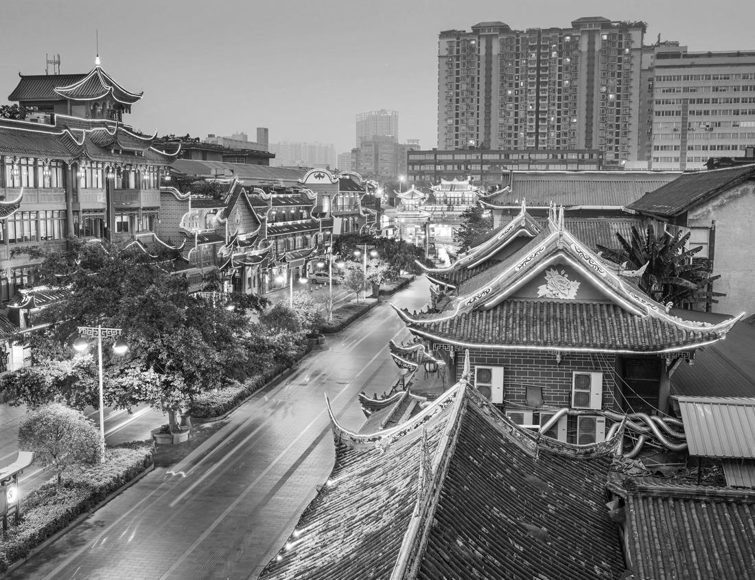 Noah Jigsaw Puzzle The old city in Rabat, Morocco in black white 1000 pieces