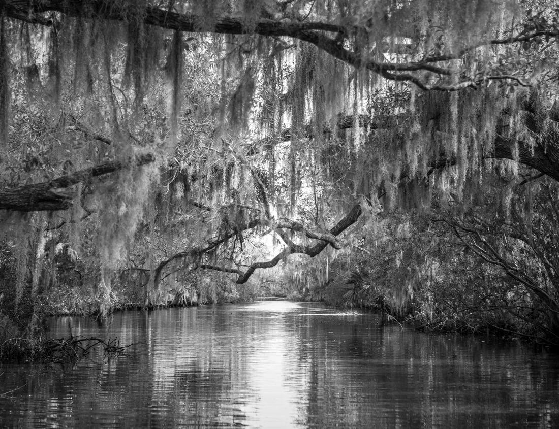 Noah Jigsaw Puzzle St. Matthew's Chapel is nestled in the White Mountains of New Hampshire in the town of Sugar Hill in black white 1000 pieces