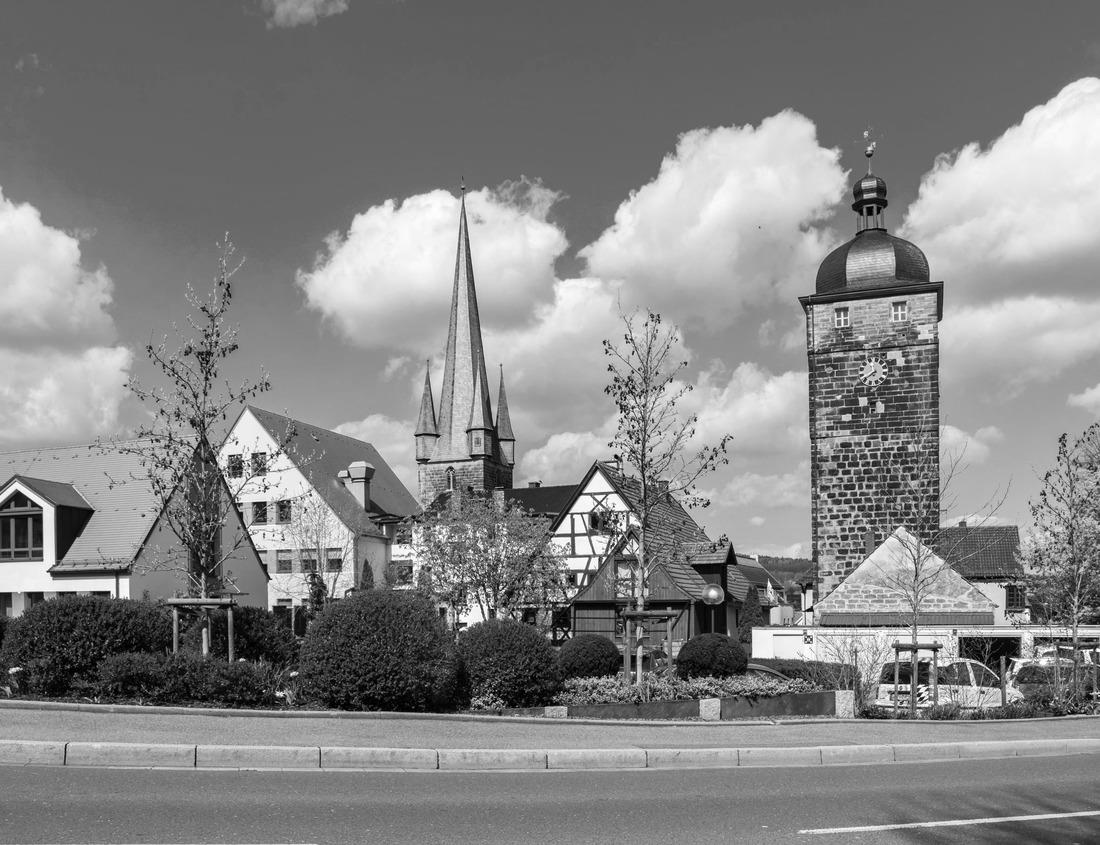 Noah Jigsaw Puzzle Volubilis, Morocco. Basilica and Capitoline Temple in black white 1000 pieces