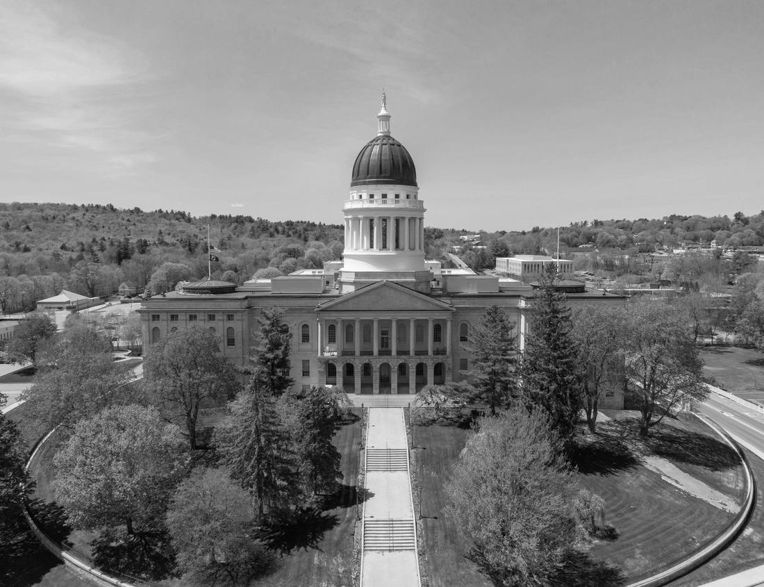 Noah Jigsaw Puzzle New York City with Manhattan Skyline over Hudson River,New York City, USA in black white 1000 pieces