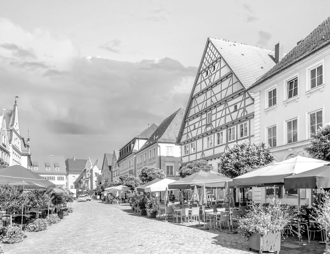 Noah Jigsaw Puzzle Awesome view of the Kizil Kule (Red Tower) from fortress walls of Alanya Castle in Turkey in black white 1000 pieces