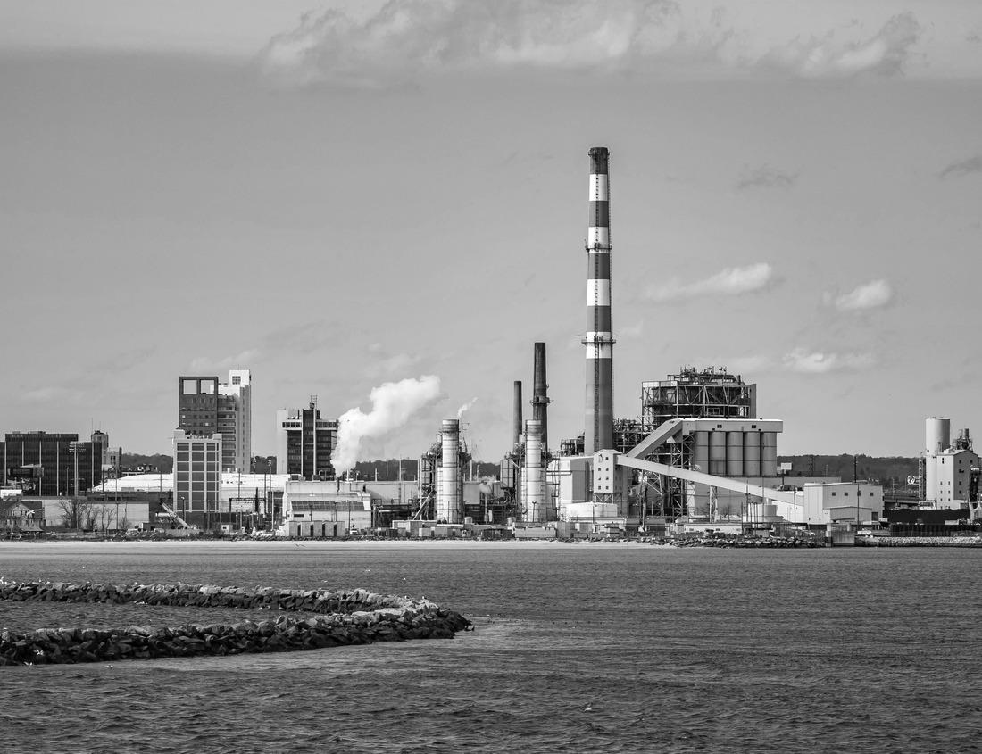 Hallstatt Hallstätter Lake, Austria 1000pc PuzzleBlack and White