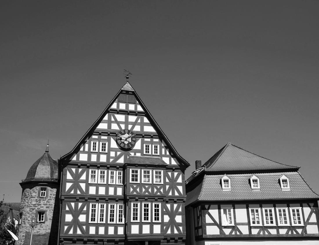 Noah Jigsaw Puzzle Bafoussam, Cameroon: A beautiful view of Lake Baleng's bangs on a sunny day in black white 1000 pieces