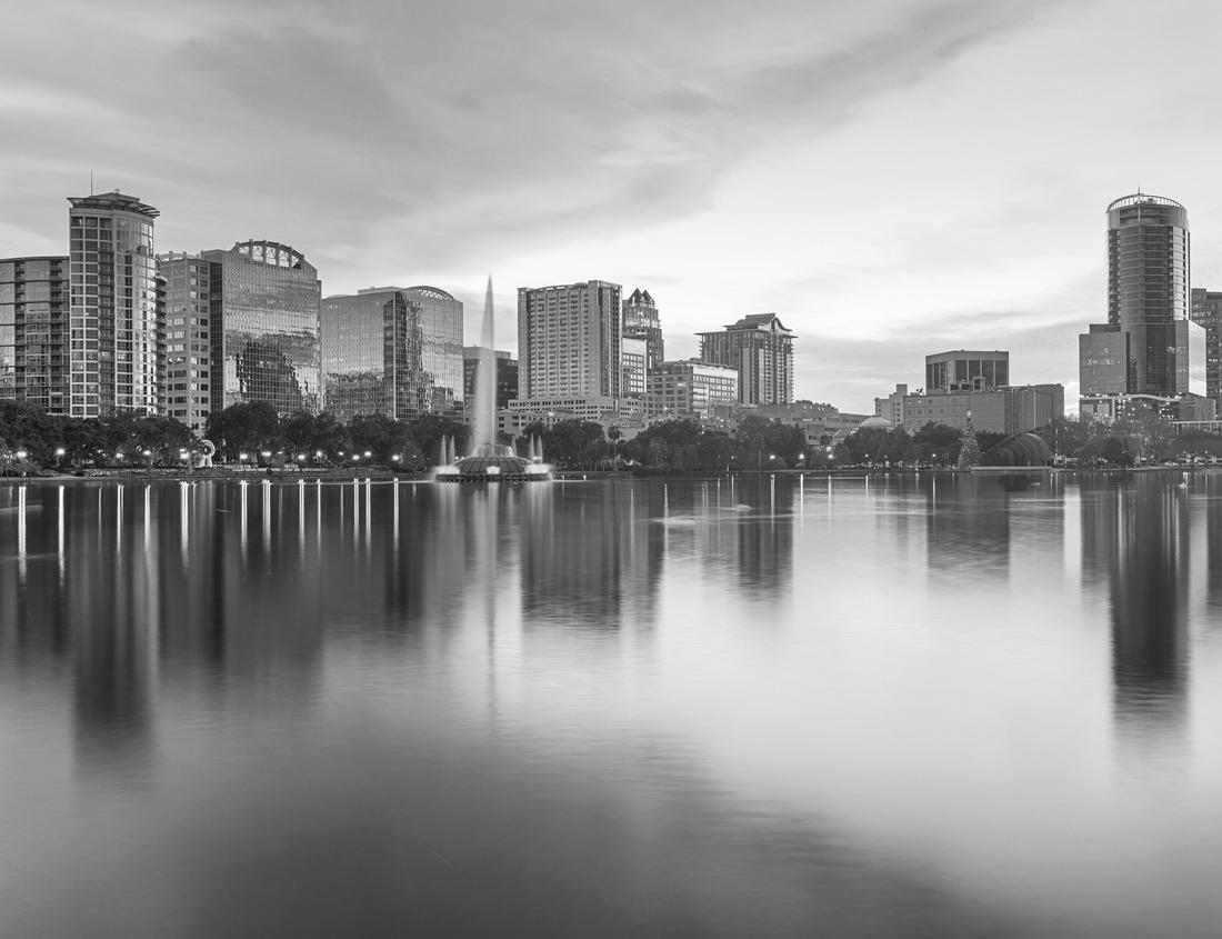 Noah Jigsaw Puzzle Hagia Sophia Grand Mosque in center of Istanbul, Turkey in black white 1000 pieces