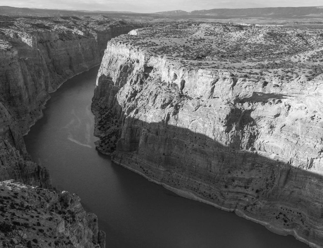 Noah Jigsaw Puzzle Water Drains From Rocks Into Thor's Well On It's Way To The Pacific Ocean on Oregon Coast, Cape Perpetua Senic Area, Siuslaw National Forest, Oregon in black white 1000 pieces