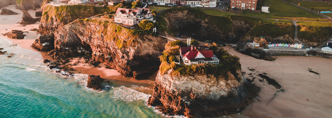 Noah Jigsaw Puzzle An aerial sunrise view of Newquay beach and town in Cornwall, England panorama 1000 pieces