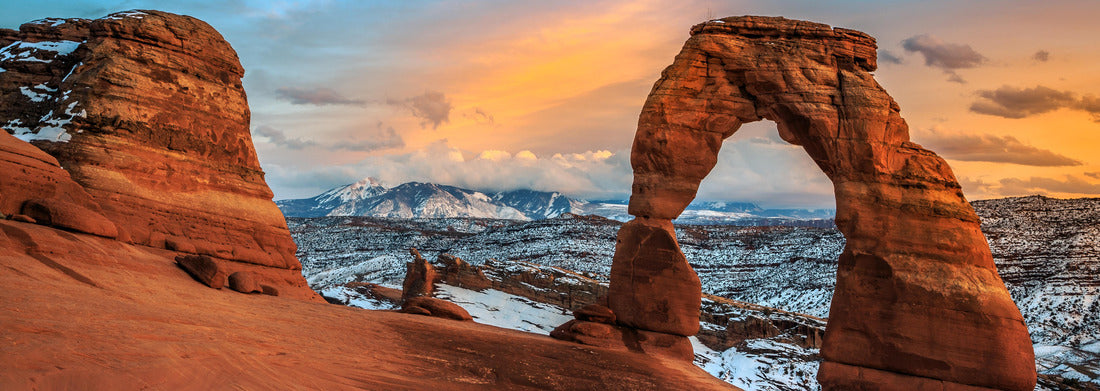 Noah Jigsaw Puzzle Twilight on Delicate Arch, Arches National Park Utah panorama 1000 pieces