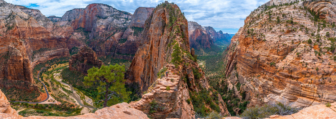 Noah Jigsaw Puzzle Panoramic of the Zion Canyon seen from the Angels Landing Trail high up in the mountain in Zion National Park, Utah. United States panorama 1000 pieces