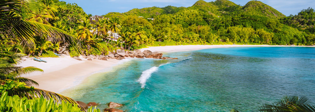Noah Jigsaw Puzzle Mahe Island, Seychelles. Holiday vocation on the beautiful exotic Anse Intendance tropical beach. Ocean wave rolling towards sandy beach with coconut palm trees panorama 1000 pieces