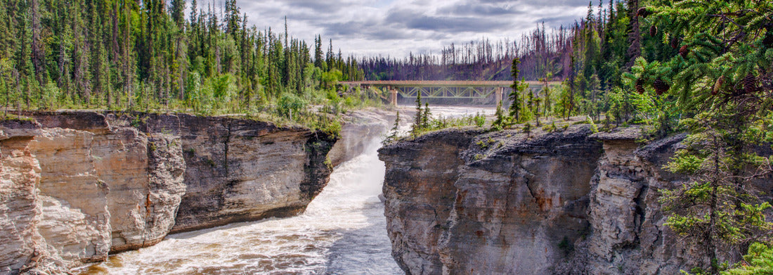 Noah Jigsaw Puzzle View of Sambaa Deh Falls on the Trout River. Northwest Territories, Canada panorama 1000 pieces
