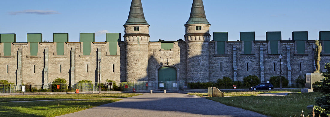 Noah Jigsaw Puzzle Walls and towers of the Fortress of Quebec panorama 1000 pieces