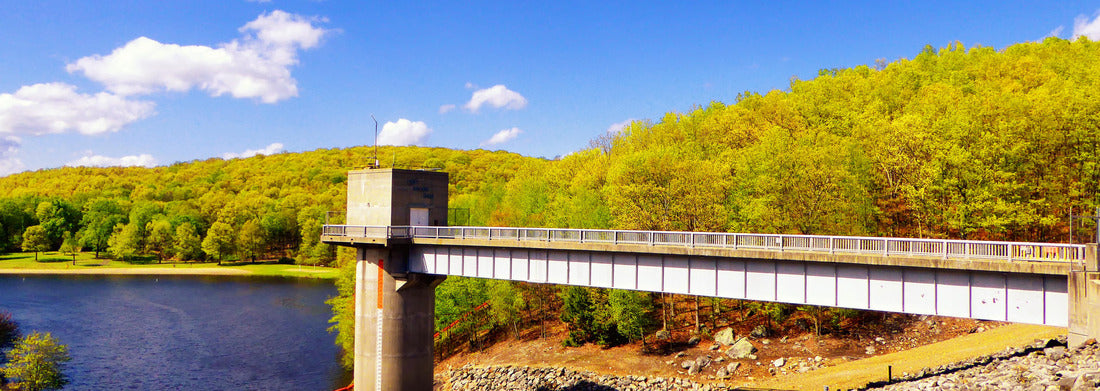 Noah Jigsaw Puzzle The lake side of Hop Brook Dam in Naugatuck connecticut on a sunny blue sky day panorama 1000 pieces