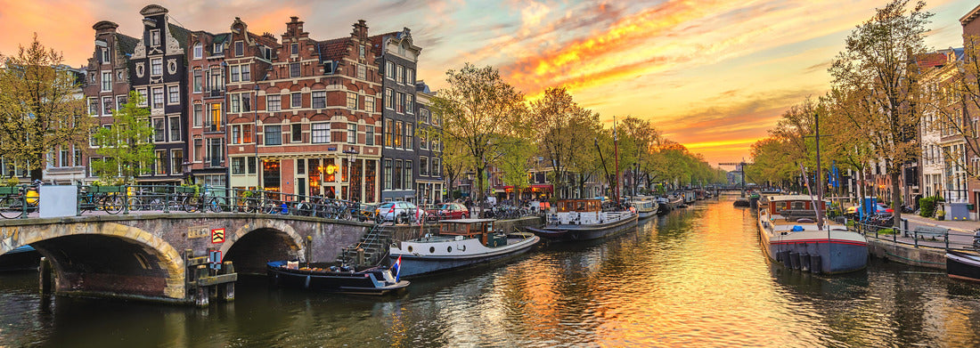 Noah Jigsaw Puzzle Amsterdam Sunset City skyline on the canal, Amsterdam, Netherlands panorama 1000 pieces