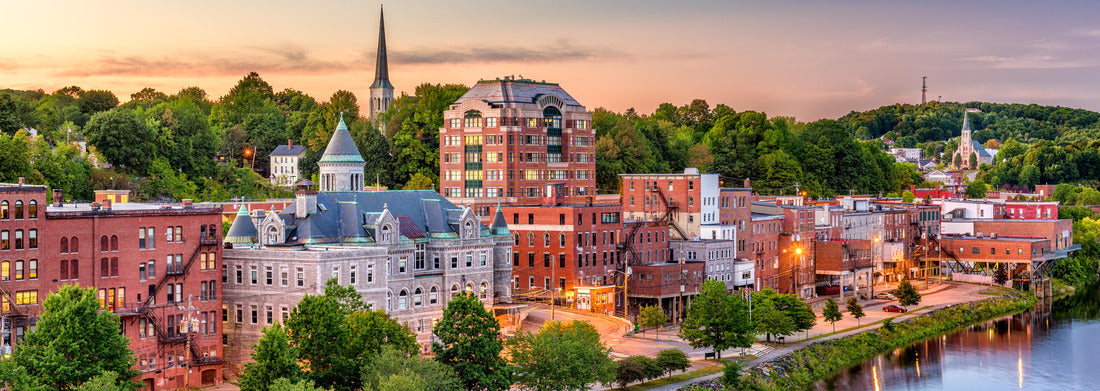 Noah Jigsaw Puzzle Augusta, Maine, USA downtown skyline at the Kennebec River panorama 1000 pieces