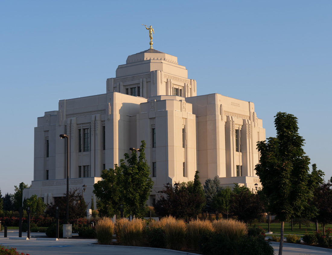 Noah Jigsaw Puzzle Meridian Idaho Temple at sunrise 1000 pieces