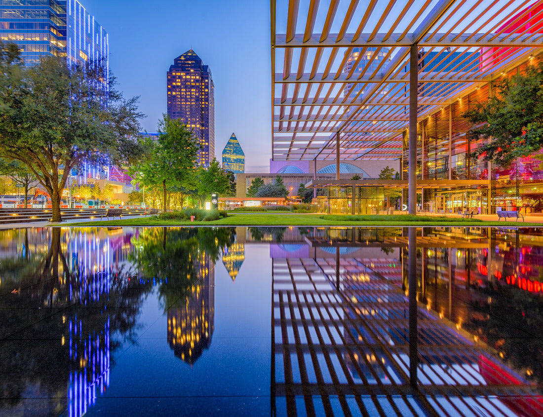 Noah Jigsaw Puzzle Dallas, Texas, USA Downtown cityscape at dusk 1000 pieces