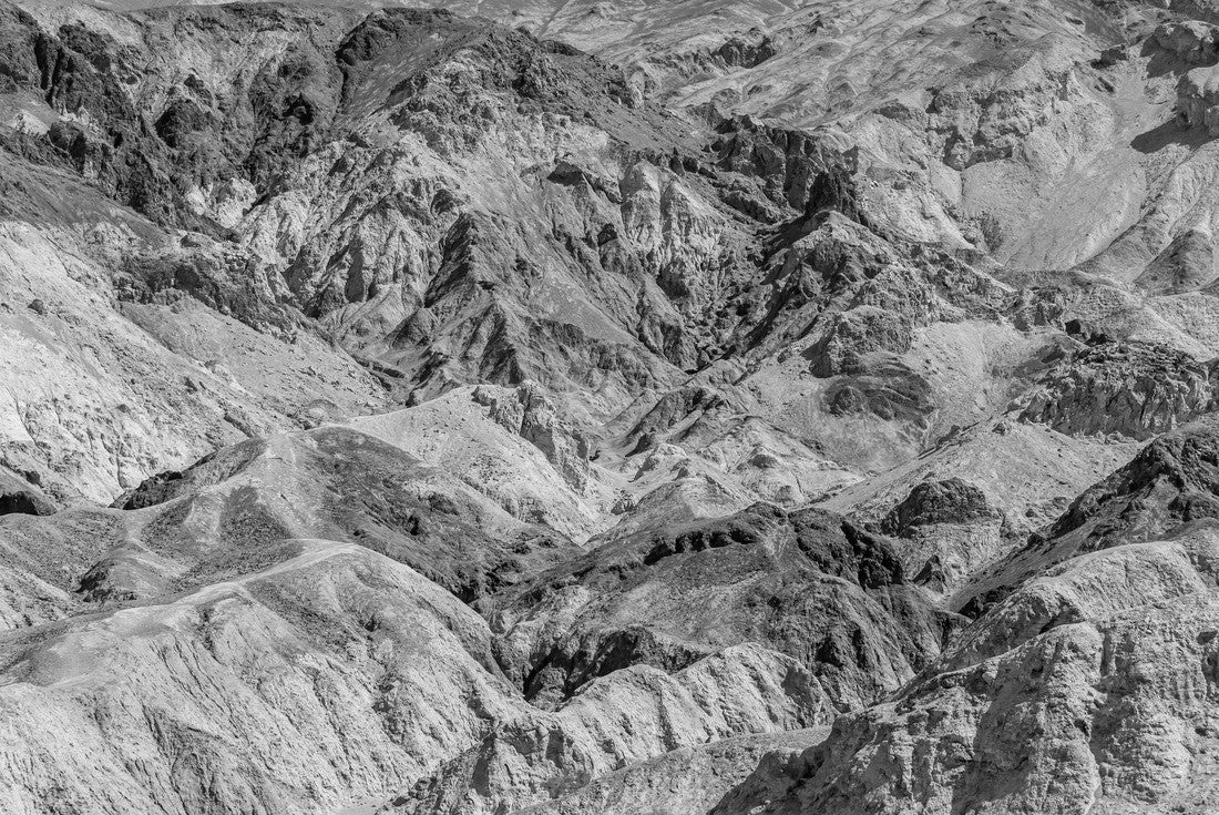 Colorful Artist's Palette rocks on the mountain side in Death Valley National Park, California, USA 2000pc PuzzleBlack and White